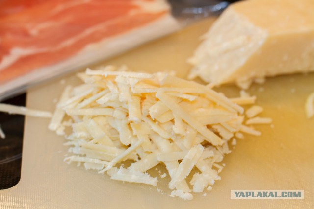 Пицца с Пармской ветчиной (Pizza Prosciutto Crudo)