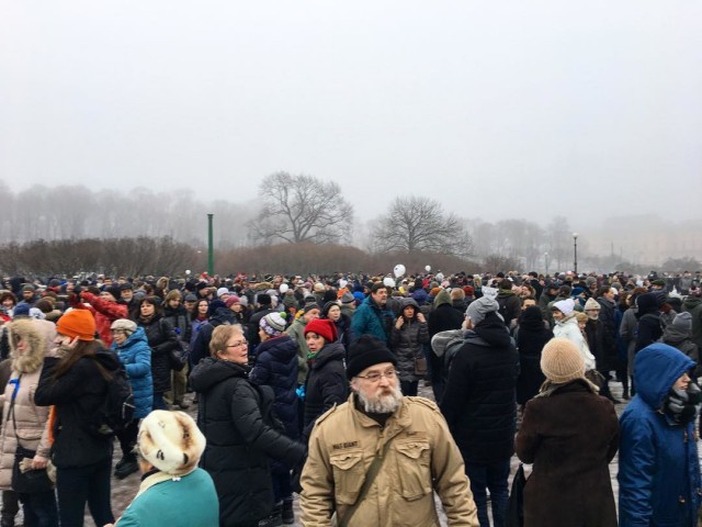 Как проходил митинг против передачи Исаакиевского собора РПЦ