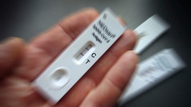 Госдеп: У госсекретаря Блинкена положительный тест на COVID-19