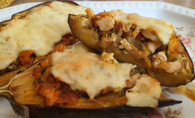 Запеканка ньокки с курицей и брокколи