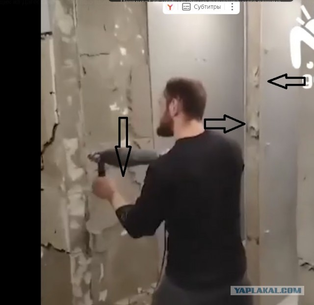 Кафельщик из Дагестана разбил всю плитку, которую сам положил, потому что ему не заплатили за работу