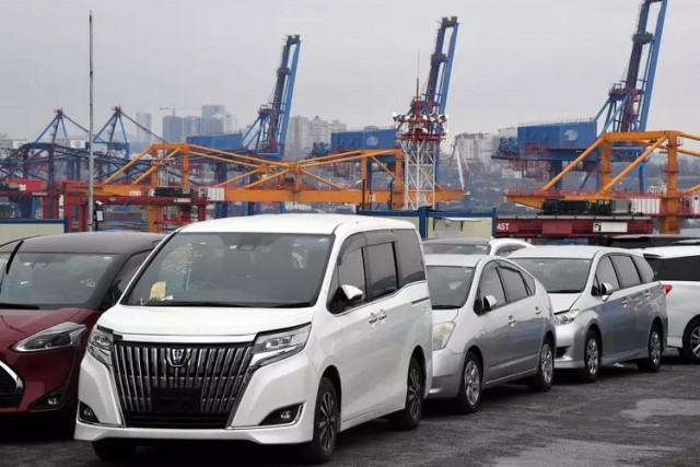 Ввоз автомобилей через Владивосток оказался рекордным в 2025 году (рост +28% относительно 2024 года)