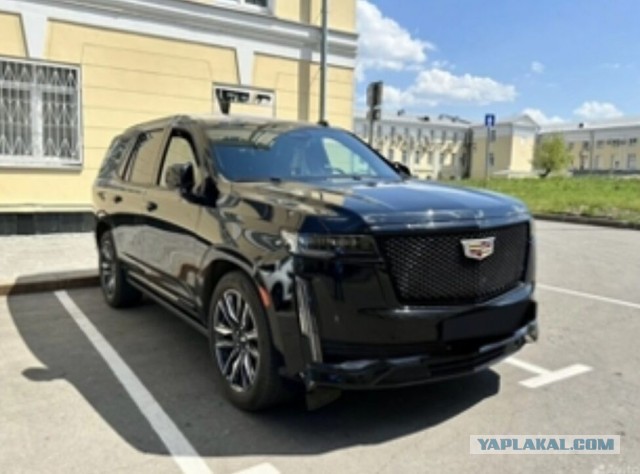 Кадиллак Абрамовича продают за 16 млн рублей в Нижнем Новгороде