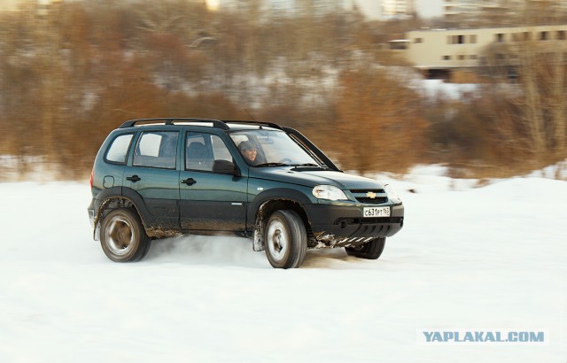 Chevrolet Niva против Renault Duster