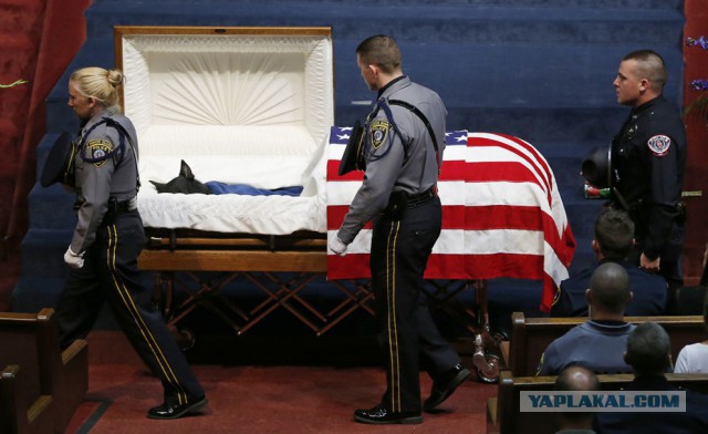 Погиб на посту: похороны офицера полиции
