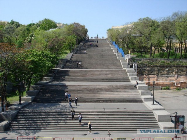 Самая ненужная лестница в мире