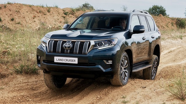 Обновленный Toyota Land Cruiser Prado.