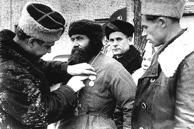 Сотрудничество Русской Православной церкви с нацистами