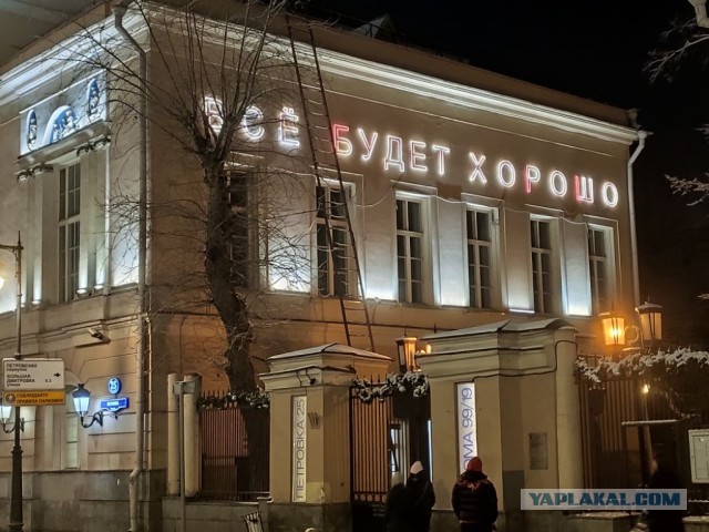 Девчонки вы вообще влюбляетесь ?