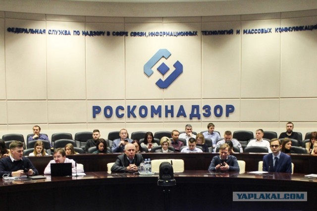 Роскомнадзор потребовал от «Дождя», «Эхо Москвы», «Медузы» и других СМИ удалить материалы о расследованиях Навального