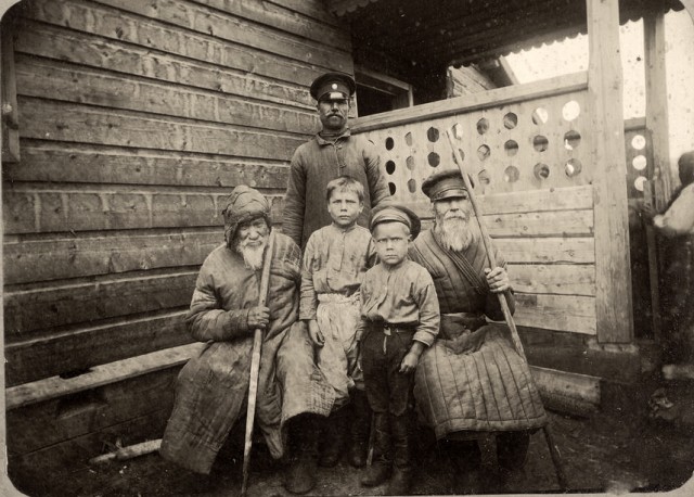 Сибирские казаки на службе и дома. Альбом 1911 года