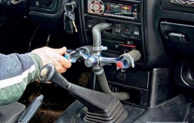 Автомобиль сантехника