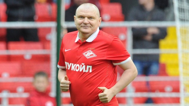Никогда в жизни не интересовалась ни футболом, ни футболистами