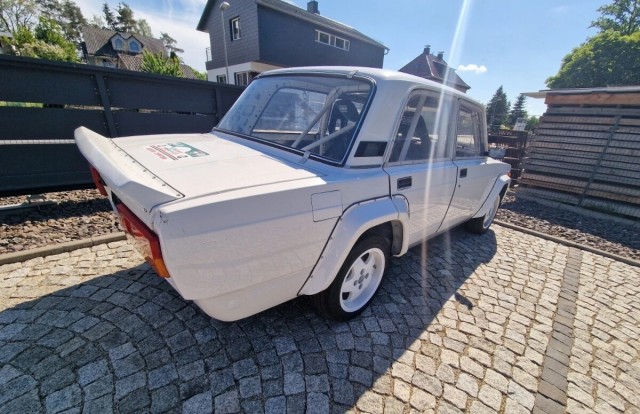 45-летняя Lada за 63 000 евро. А вы утверждаете, что Lada - это ведро с болтами.