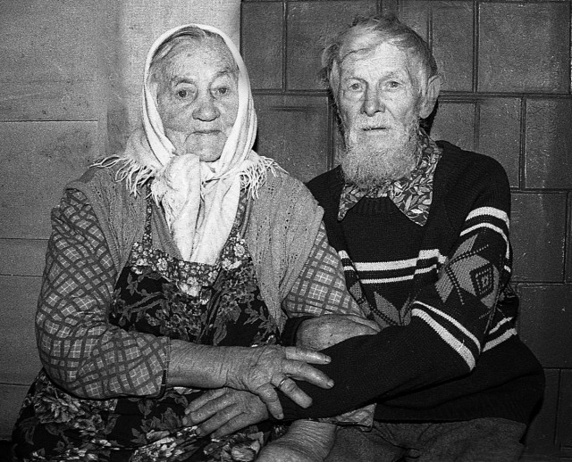Стулья