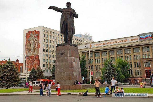 Какие прозвища дают памятникам в России