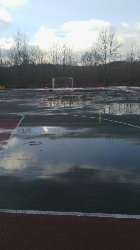 Любят чиновничьи морды экономить на детях