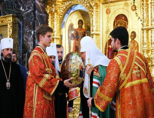 В Ростовской области выпускников отвели в церковь — помолиться перед сдачей экзаменов