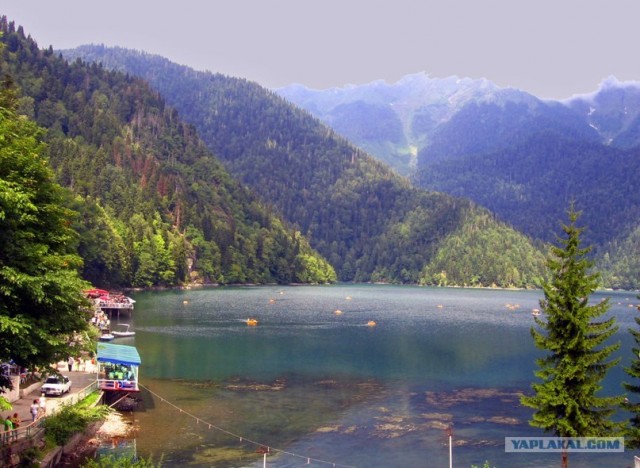 И целого мира мало!