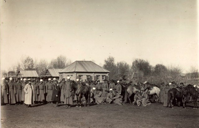 Сибирские казаки на службе и дома. Альбом 1911 года