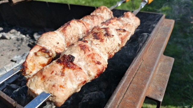 Вечерний шашлык