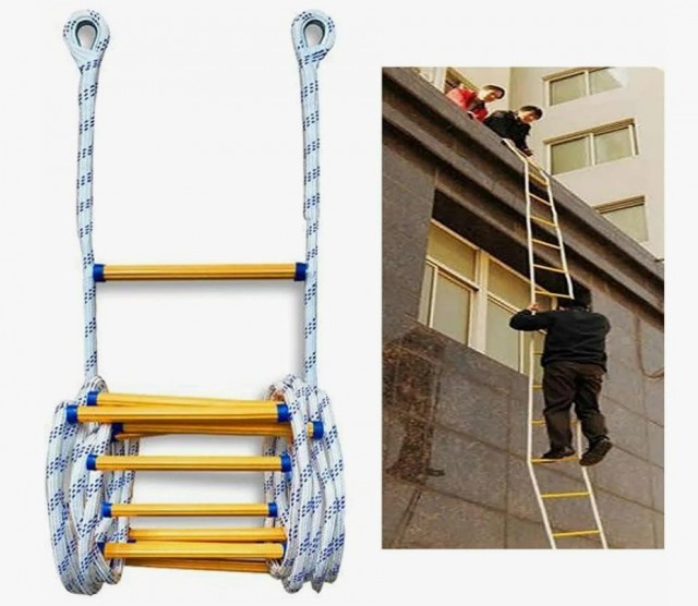 Лестницы в двухэтажном доме. Почему их надо "строить" до постройки самого дома.