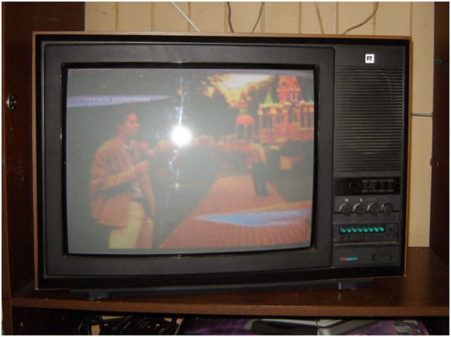 Телевизор 90 годов фото Легендарные телевизоры 90-х: Funai, JVC, Aiwa и другие. - ЯПлакалъ