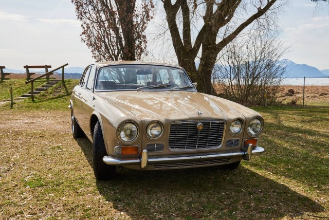 1970 Daimler Sovereign 4.2. Автопятница №10