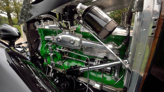 10 самых дорогих автомобилей аукциона Mecum за 2022 год.