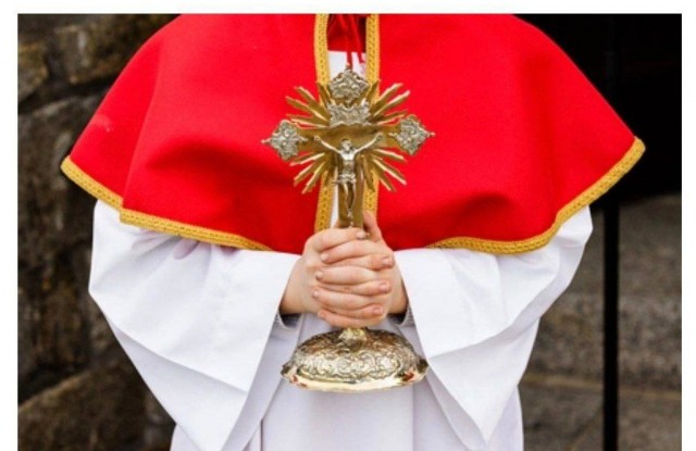 5 025 346 893 долларов