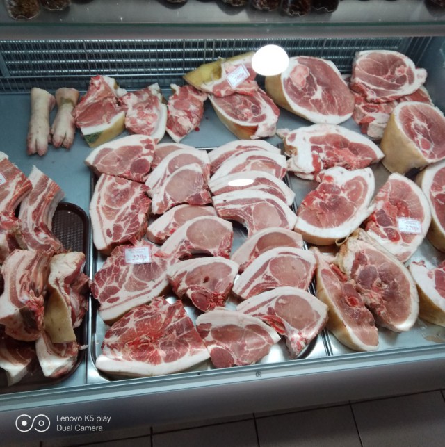 Оренбургские продукты. Тушенка, сгущёнка, мука, специи.