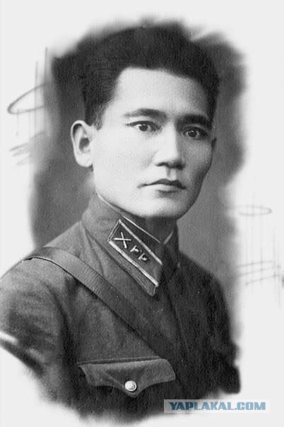 Бауржан Момышулы. О войне.