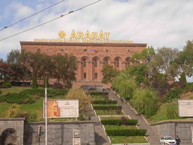 В Армению в октябре