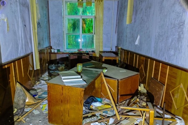 Заброшенный гарнизон военного аэродрома Сиверский