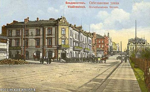 Россійская Иперія на цветнихъ открыткахъ