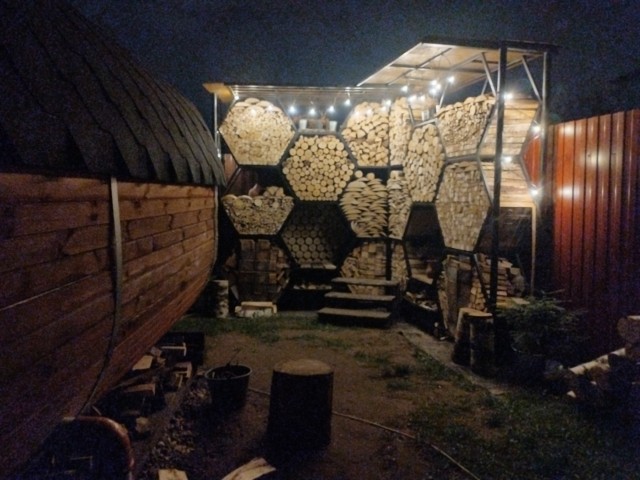 Два месяца убил...