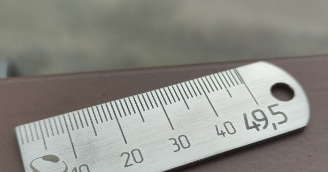 Специальная линейка.