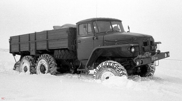 Урал 375