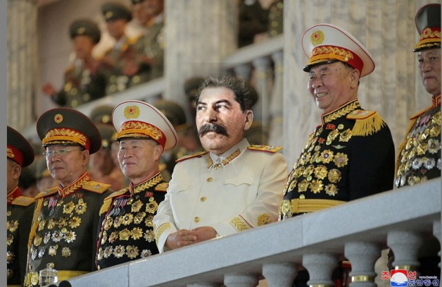 Военный парад в Северной Корее