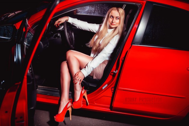 Девушки и авто