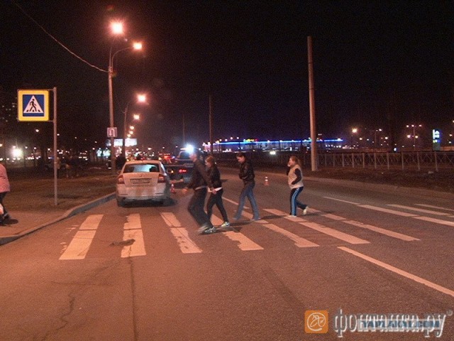 Пьяный полицейский насмерть сбил семью