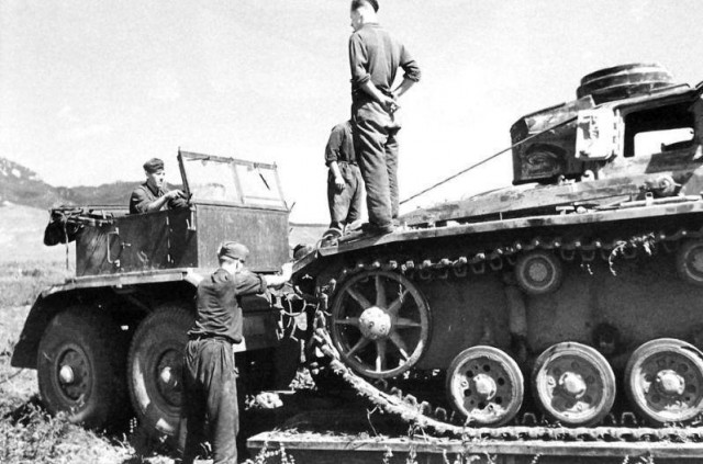 То, что было в вермахте и чего не было в РККА