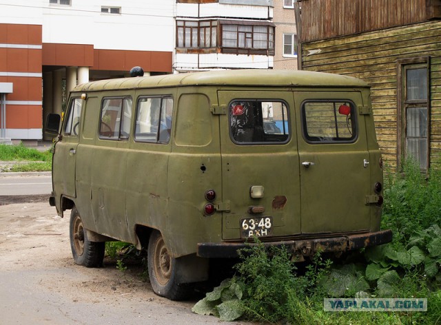 Легендарный, железный и ламповый Land Cruiser 76