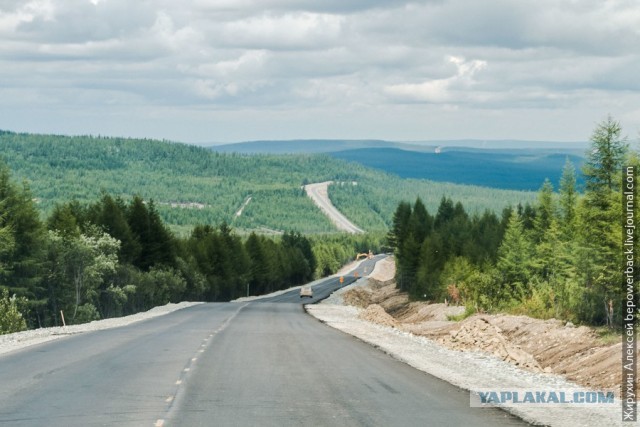 Есть ли дороги в России? Проехал до Магадана на машине и посмотрел