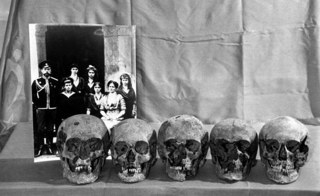 Черно-белая история