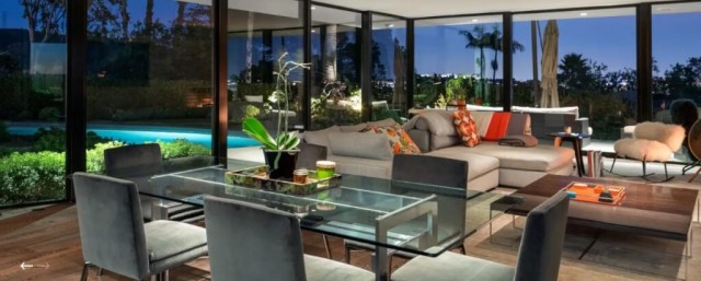 Соловьев заступился за Малышеву, которую захейтили за особняк в США