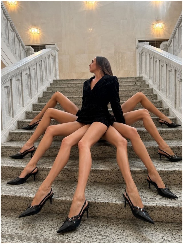 Что у неё с ногами?