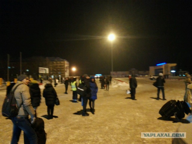 Эвакуация в Челябинском аэропорту.