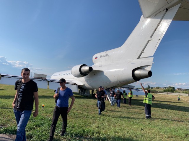 Видео вчерашнего приземления Boeing 737 с неисправными закрылками в аэропорту Краснодара
