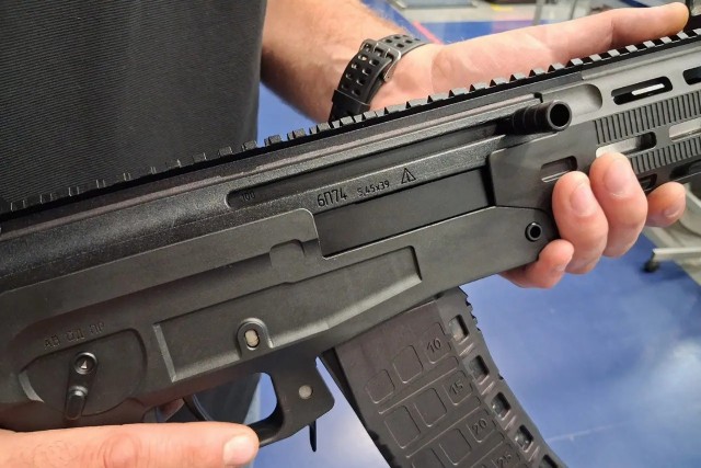 Сменщик «Ксюхи» на пути в войска.